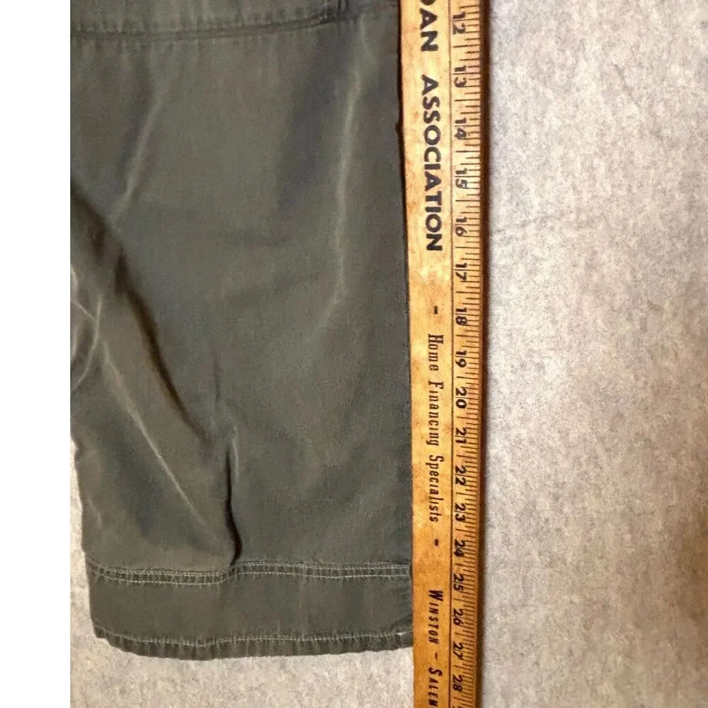 KUHL Revolvr Men’s 40x30 Olive Green Hiking Outdoor Pants Gorpcore